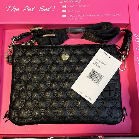 Betsey Johnson “The Pet Set” Black Crossbody Bag, Dog Tag & Keychain Pouch - Picture 8 of 16